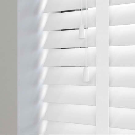 Photo of tape window blinds (London N7) #1