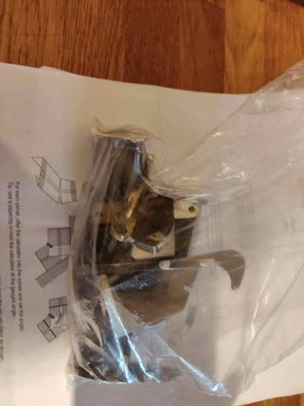 Photo of free Adjustable bay window curtain pole (East Finchley, N2) #1
