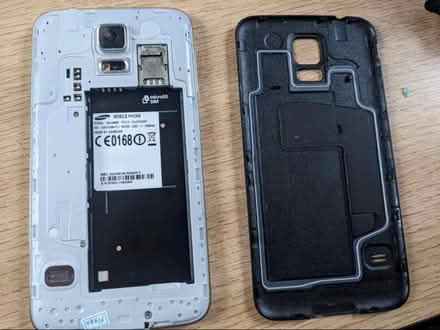 Photo of free Mobile phone, no battery or charger (Fulwood S10) #3