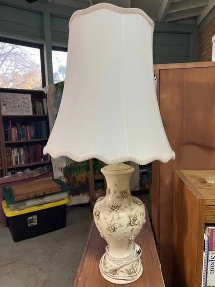 Photo of free Cute vintage lamp 1950s (Northwest Austin) #3