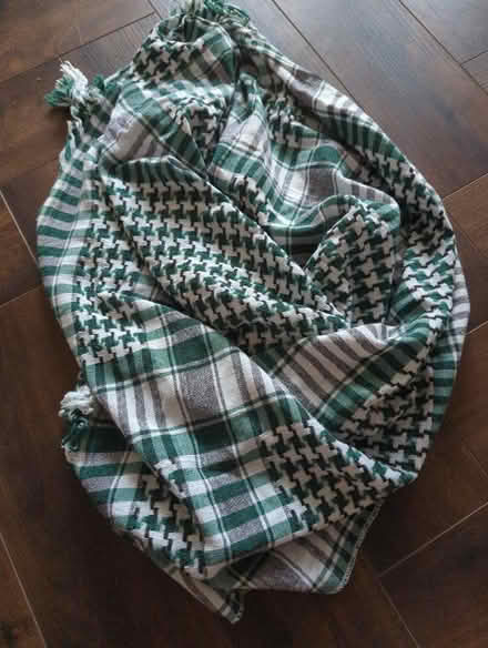Photo of free Green and white scarf (Bellfields GU1) #2