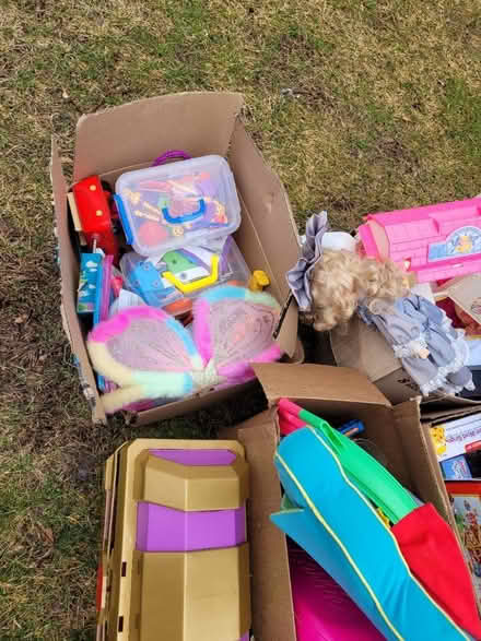 Photo of free toyes (South Brunswick) #1