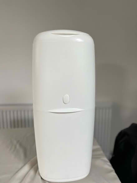 Photo of free Angel Tall Nappy Bin (Thornton Heath) #1