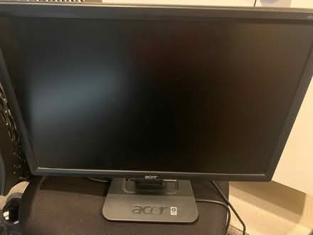 Photo of free LCD 22” Acer Monitor (Ayer) #1