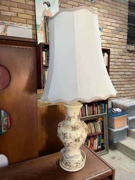 Photo of free Cute vintage lamp 1950s (Northwest Austin) #4