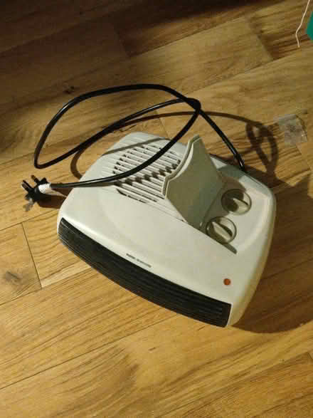 Photo of free Electric fan heater (Bethnal Green, E2) #1