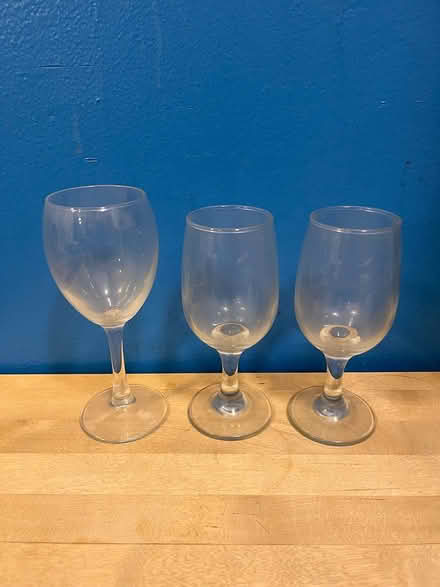 Photo of free Wine Glasses/Goblets (Lefferts Gardens) #1