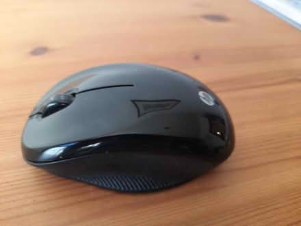 Photo of free HP wireless mouse (Leyland PR25) #1