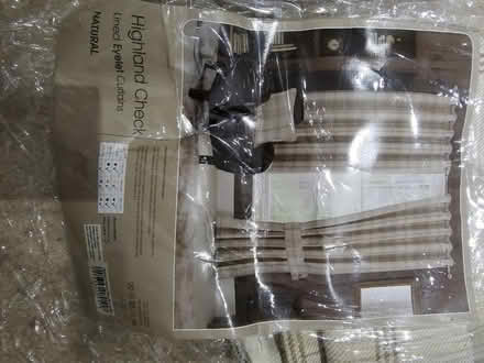 Photo of free Single curtains (CR8) #2