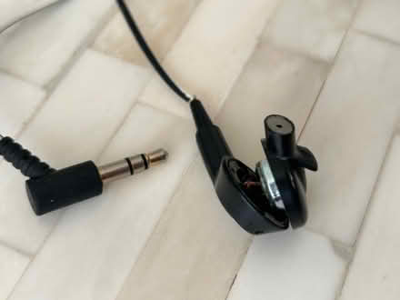 Photo of free Bose headphones (Tunbridge Wells N. TN1) #1