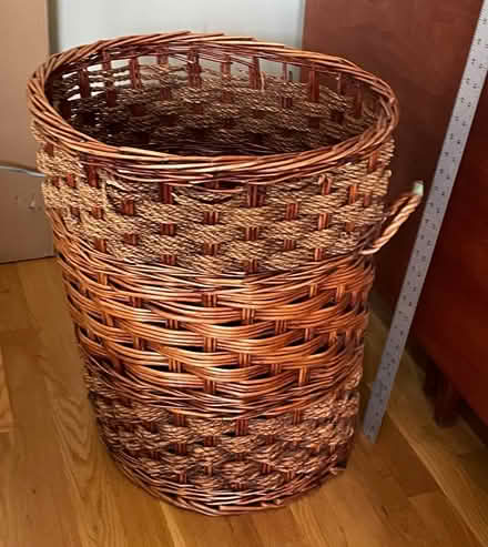 Photo of free Basket hamper (Watertown near Belmont) #1