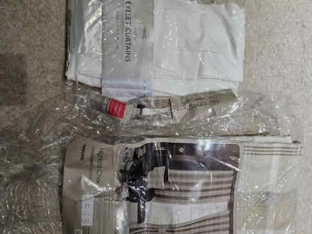 Photo of free Single curtains (CR8) #1