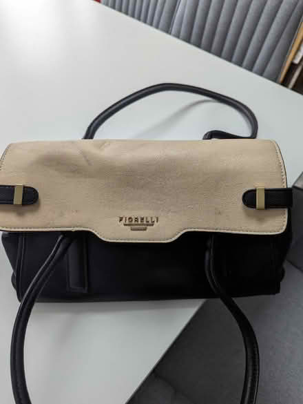 Photo of free Fiorelli Ladies Bag (High Green S35) #1