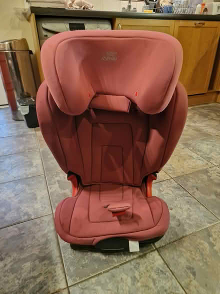 Photo of free Child car seat (Croydon) #1