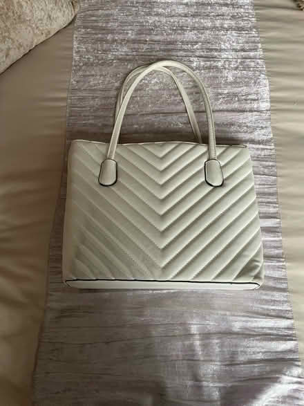 Photo of free Hand bag (Trumpington CB2) #2
