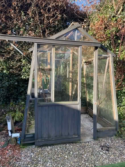 Photo of free Greenhouse (Dore, S17) #1