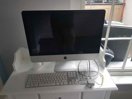 Photo of free Apple monitor with keyboard (Mornington crescent) #1