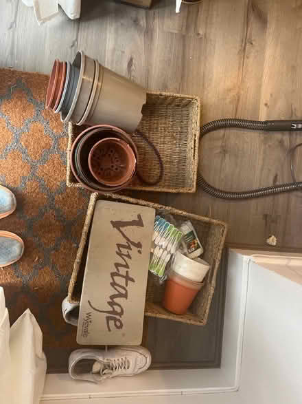 Photo of free Garden pots and kneeler (Dunstable) #1