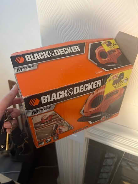 Photo of free Electric sander (Dunstable) #1