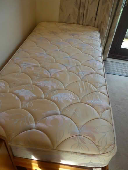 Photo of free Single Mattress (Hunderton HR2) #4