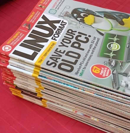 Photo of free Linux Format magazines (Pannal HG2) #1