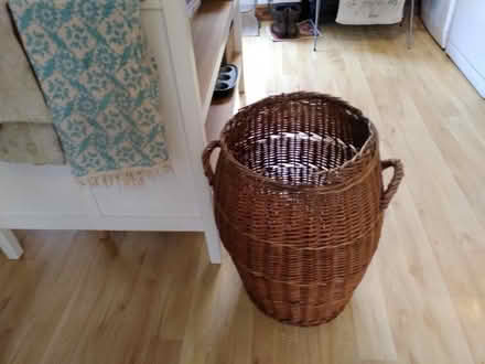 Photo of free Wicker Ali Baba style laundry π§Ί basket (Amber Valley DE56) #2