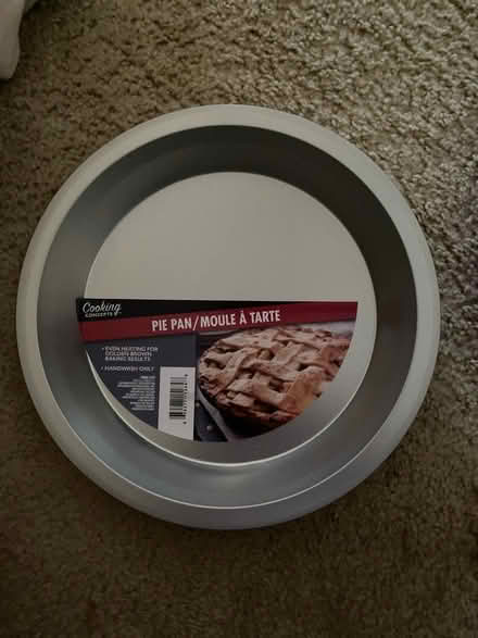 Photo of free Metal pie pans (Cary near Reedy Creek schools.) #1