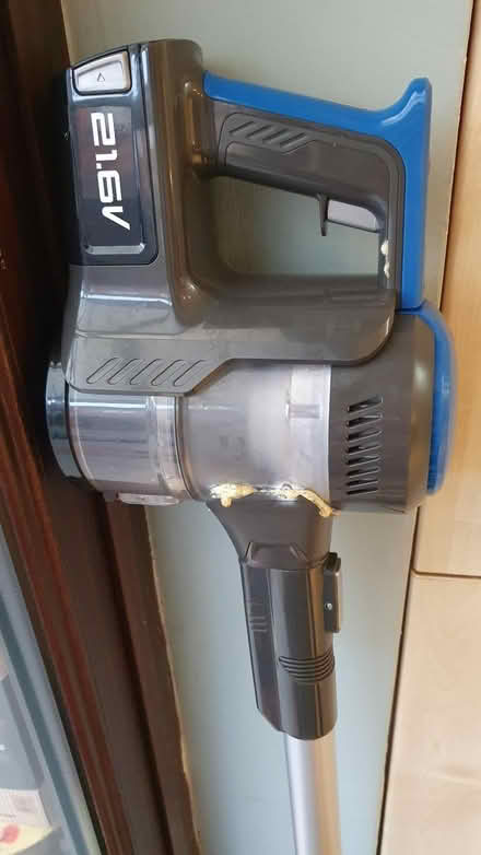 Photo of free Amazon Basics cordless hoover NOT COMPLETE (Shaw Ridge SN5) #2