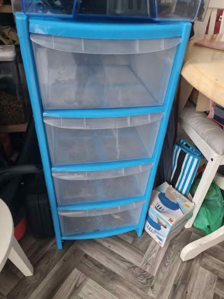 Photo of free Plastic set a draws on wheels! (Byfleet KT14) #1