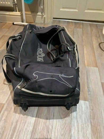 Photo of free Cricket bag (Crookes S10) #2