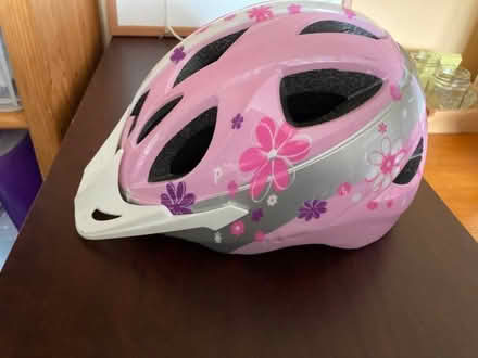 Photo of free Child’s Cycle Helmet (Carterton OX18) #2