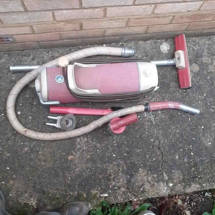 Photo of free OLD ELECTROLUX VACUUM CLEANER 1960's (Causeway End MK43) #1