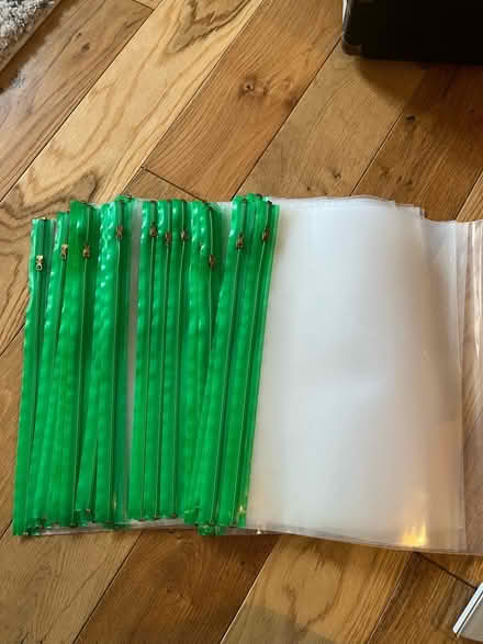 Photo of free 20 plastic folders (E2) #1