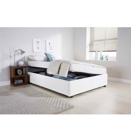 Photo of free Single ottoman bed white (Orpington BR6) #1