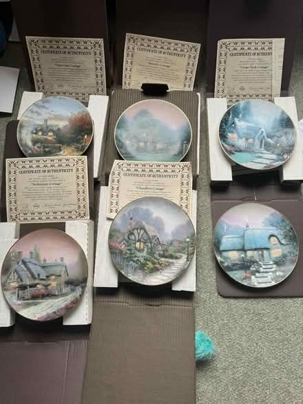 Photo of free Cottage themed plates (Smallwood) #1