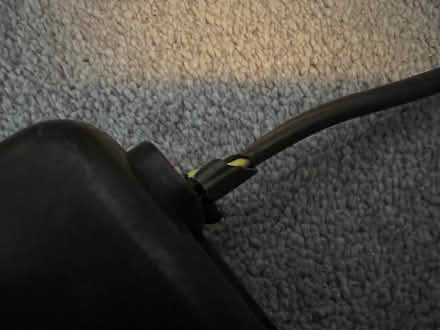 Photo of free Singer Sewing Machine (Gyle EH12) #2