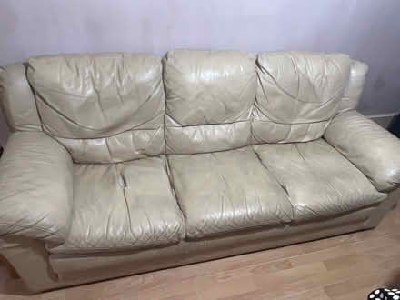 Photo of free Three sofas (LE3 Braunstone close) #3