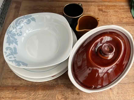 Photo of free Kitchen crockery pieces (Wandsworth SW18) #2