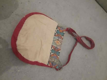 Photo of free Multicoloured bag (OL8) #2