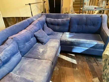 Photo of free Sofa (needs cleaning) (Tarzana 91356) #1