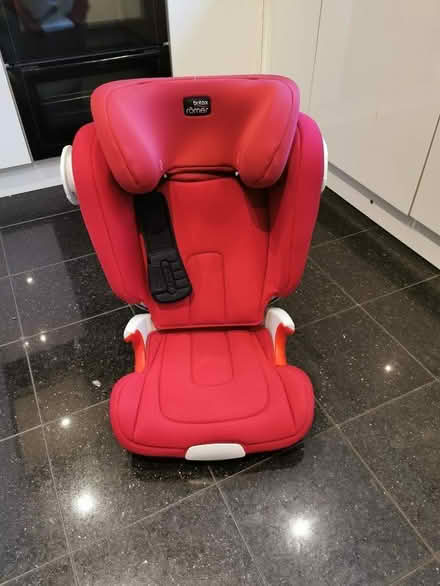 Photo of free Britax child car seat (Chapel End E17) #1
