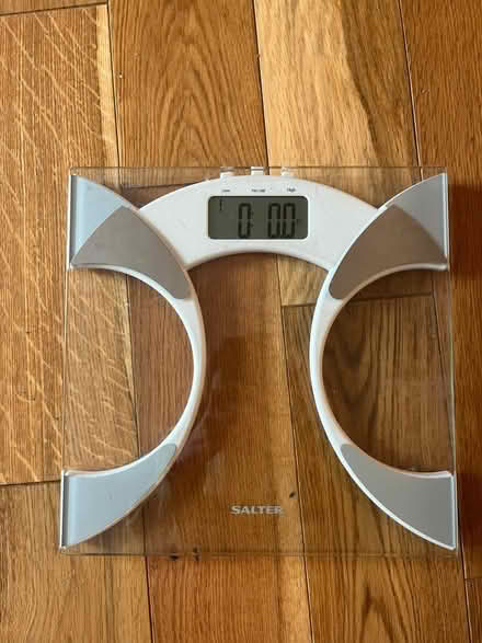 Photo of free Working scales (E2) #1