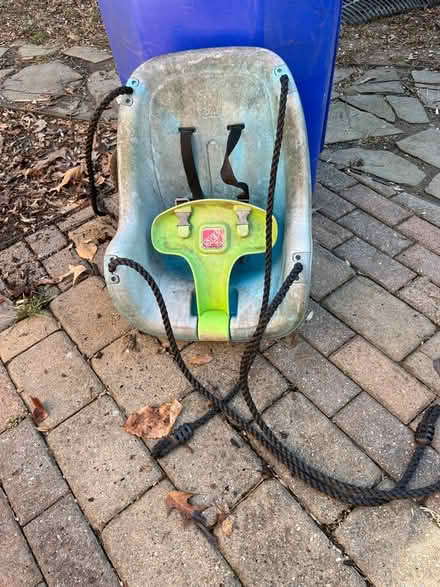 Photo of free Outdoor child swing (Bowie) #1