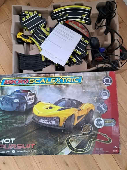 Photo of free Micro scalextric set (Writtle CM1) #1