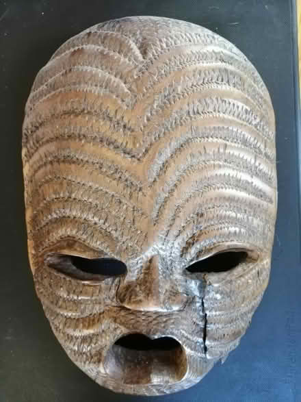 Photo of free Hand made African war mask (Stroud GL5) #1