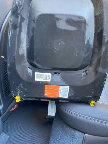 Photo of free Maxi cosi car seat base unit (Old Windsor SL4) #2
