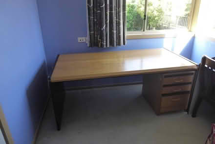 Photo of free Large Timber Desk (Hoppers Crossing) #1