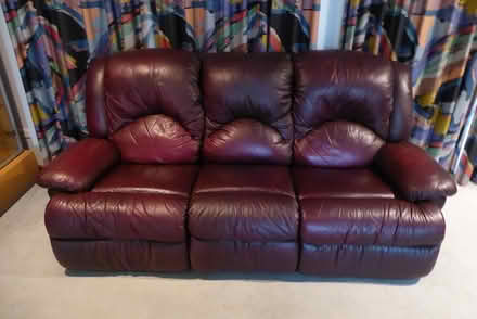 Photo of free Leather 3 Seater Couch (Hoppers Crossing) #1