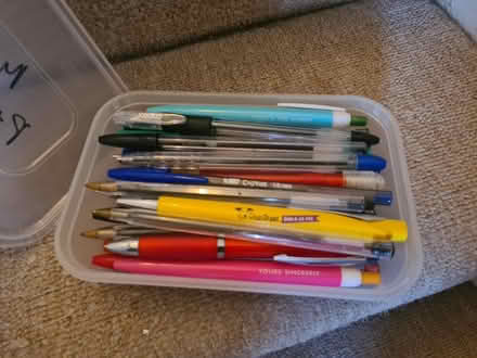 Photo of free A box of mixed pens (East Dulwich) #1