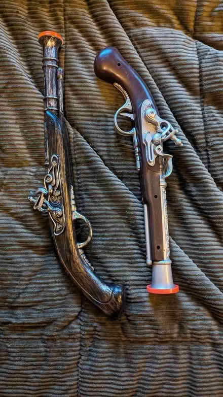 Photo of free Toy flint lock pistols (two) (Tilekiln TN38) #1